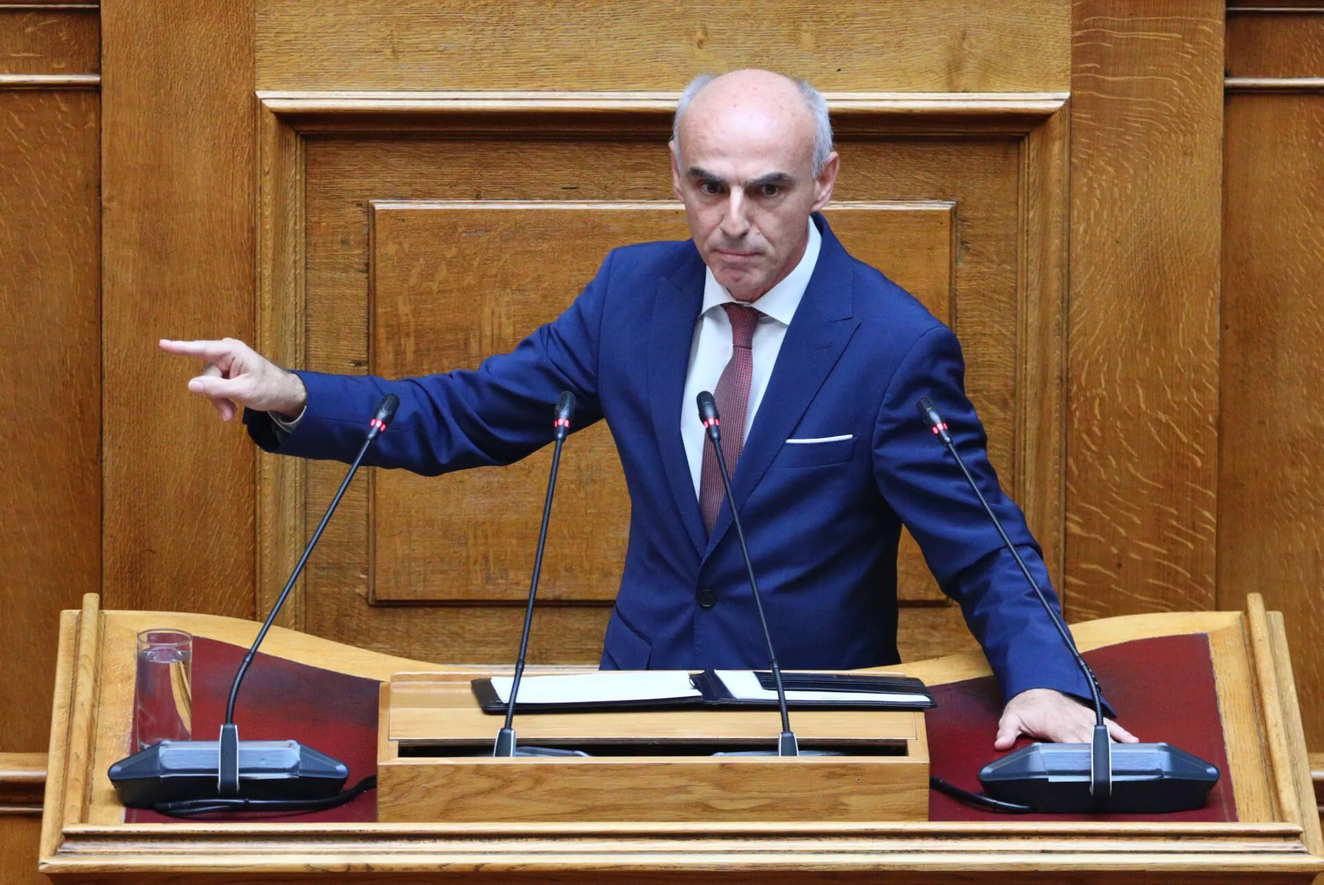 Βουλευτές αποχωρούν από την Κοινοβουλευτική Ομάδα ΣΥΡΙΖΑ