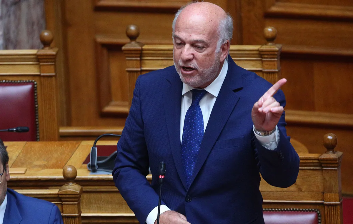 Ολομέλεια Βουλής ψηφοφορία Συνταγματική Αναθεώρηση