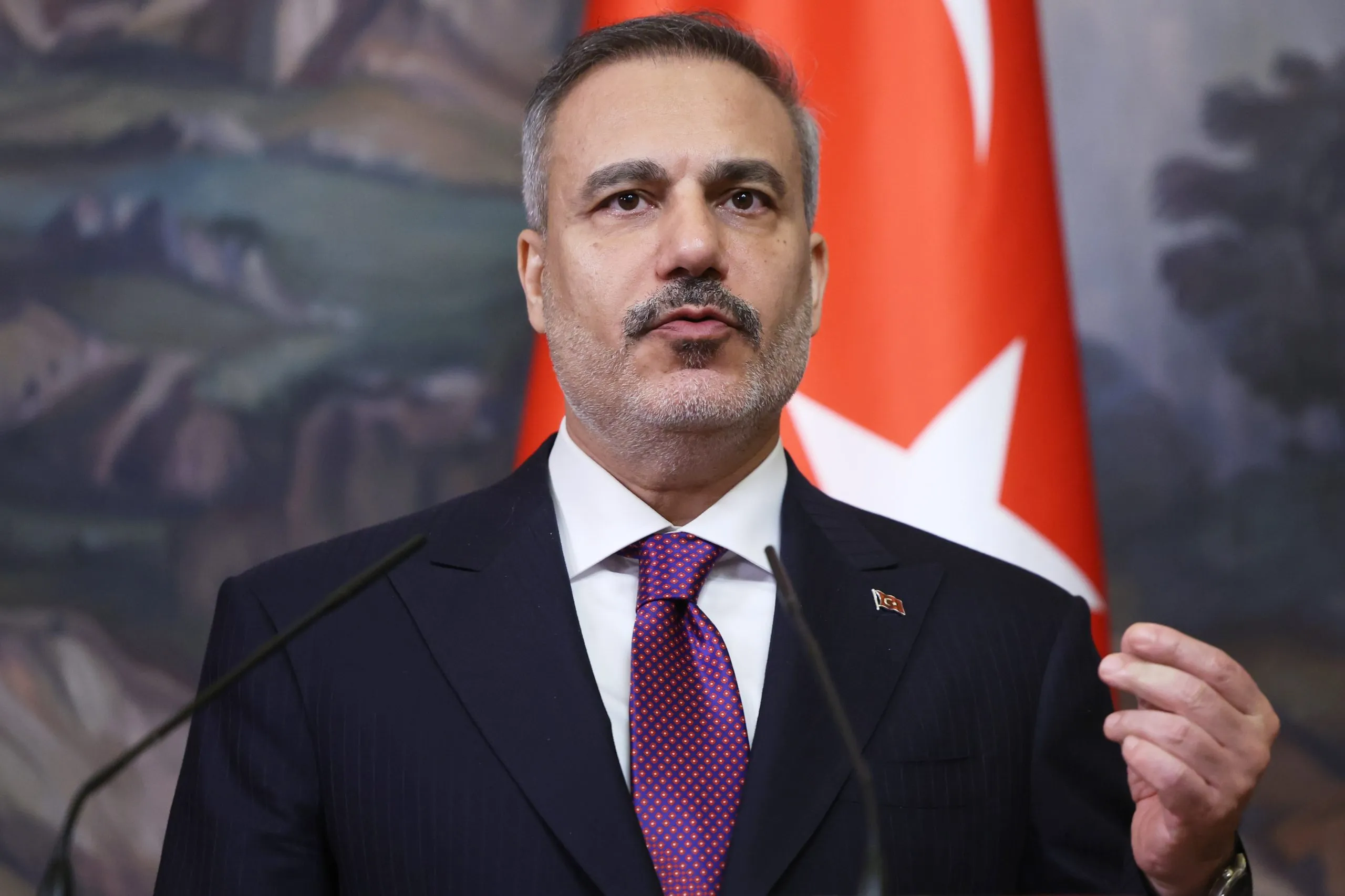 Σημαίες Τουρκίας και Ισραήλ σε κλίμα διπλωματικής έντασης