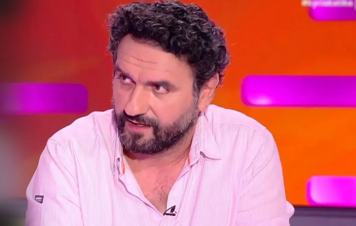 Ο ηθοποιός Μελέτης Ηλίας σε τηλεοπτική συνέντευξη