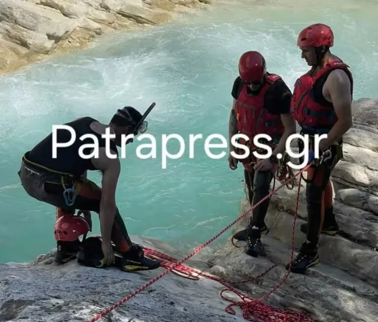 Επιχείρηση διάσωσης της ΕΜΑΚ στο φαράγγι της Βόνιτσας