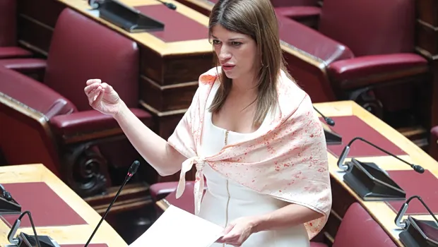 Η Κατερίνα Νοτοπούλου ανακοινώνει την παραίτησή της από τον ΣΥΡΙΖΑ