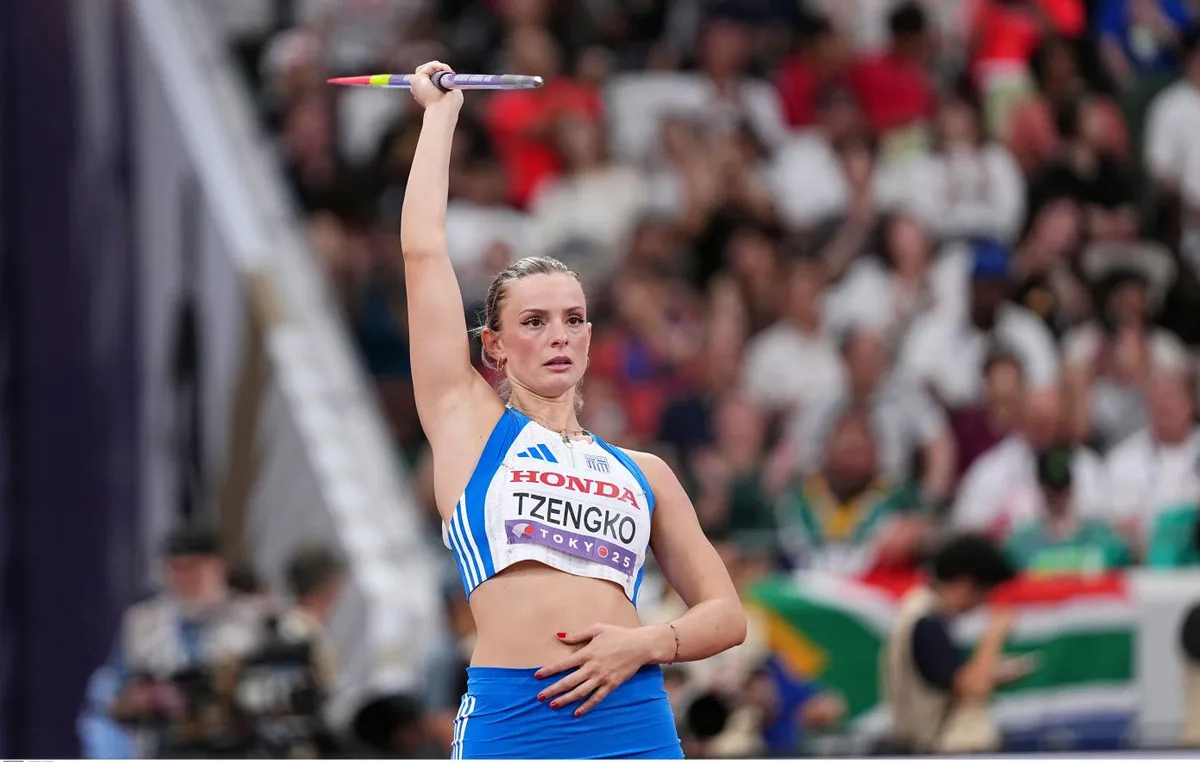 Η Ελίνα Τζένγκο ρίχνει το ακόντιο στο Diamond League Μονάκο