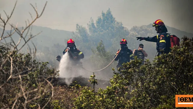 Καπνός από ισραηλινή αεροπορική επιδρομή στη Γάζα