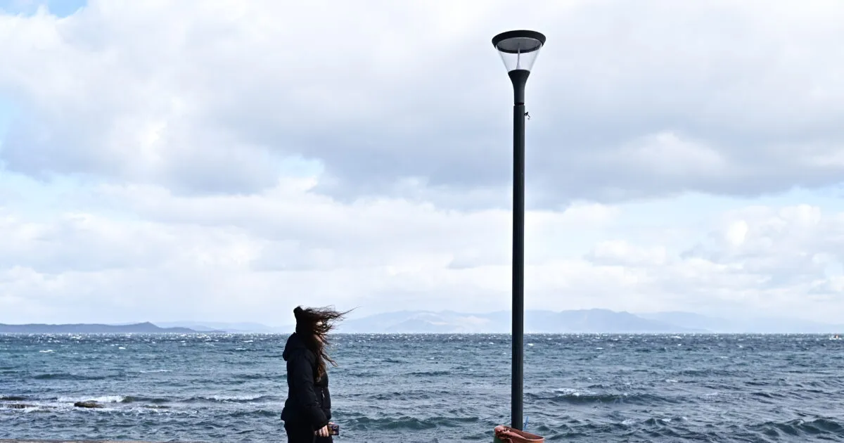 Ο κίνδυνος πυρκαγιάς αυξάνεται με ζέστη και ανέμους
