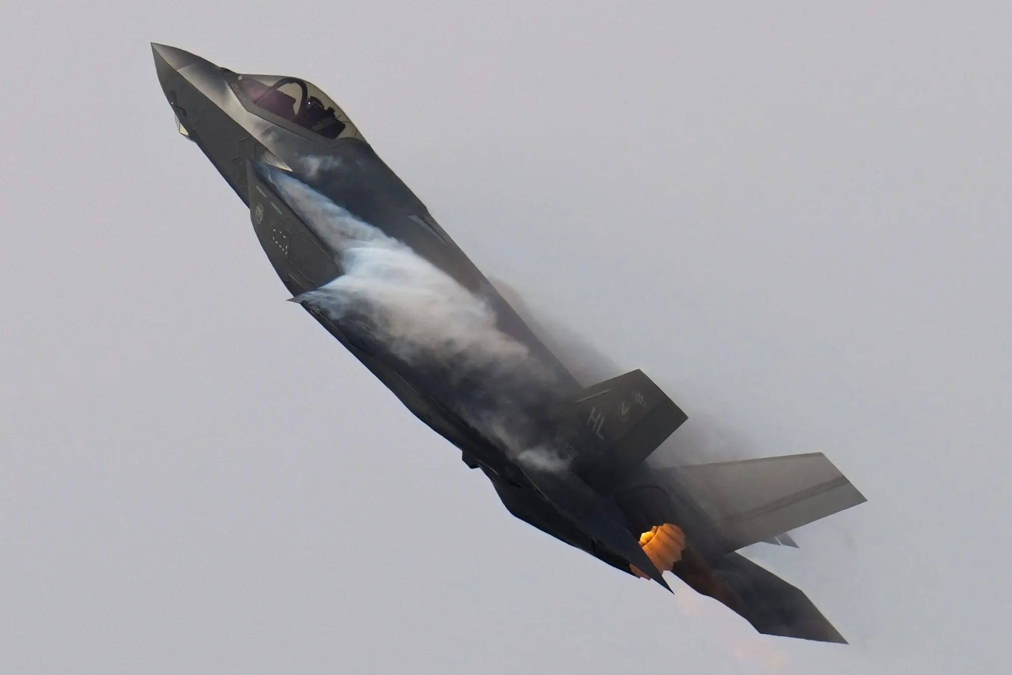 Μαχητικό αεροσκάφος F-35 σε πτήση