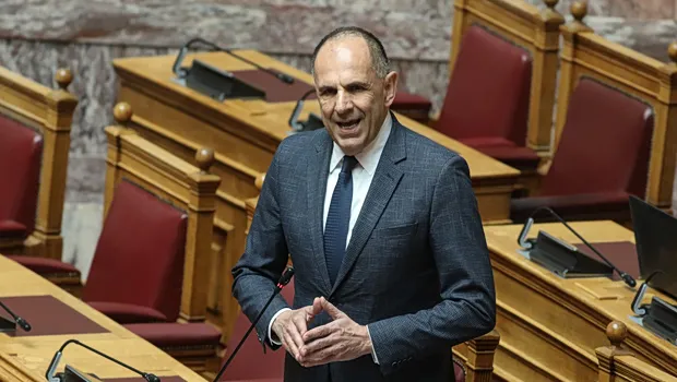 Ο υπουργός Γεραπετρίτης μιλά στη Βουλή για τα F-35