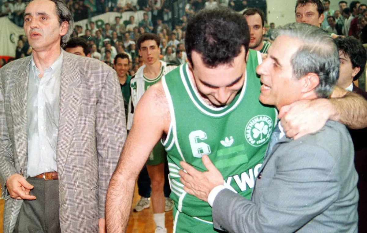 Ο Νίκος Γκάλης με τη φανέλα του Παναθηναϊκού το 1992