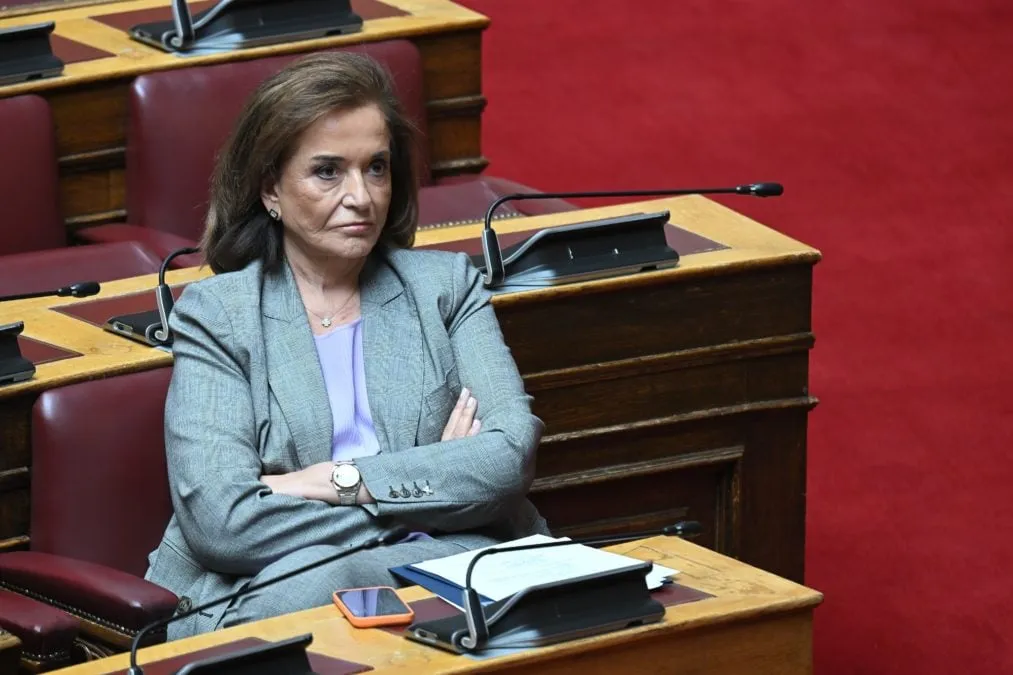 Η Ντόρα Μπακογιάννη σε συνέντευξη για τον Αντώνη Σαμαρά