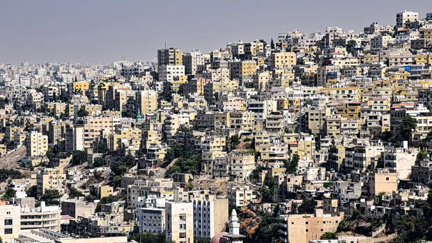 Αμερικανικά πλήγματα και εκρήξεις στο Ιράν