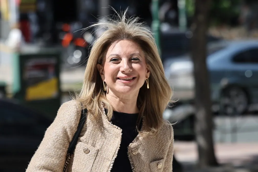 Μαρία Καρυστιανού και Ιωάννης Φρονιμάκης σε αντιπαράθεση