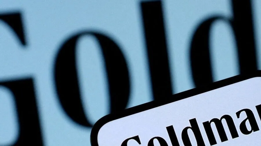 Η Goldman Sachs βλέπει Brent στα 120 δολάρια το βαρέλι