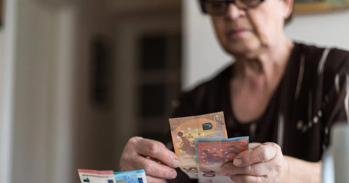Ημερολόγιο με ημερομηνίες πληρωμής συντάξεων e-ΕΦΚΑ