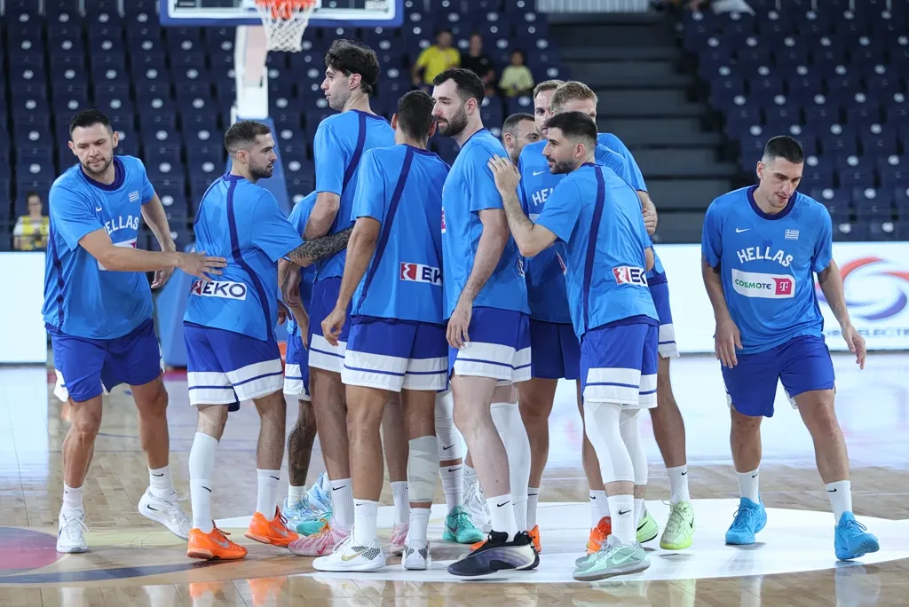 Παίκτες της Εθνικής Ελλάδας μπάσκετ σε αγώνα