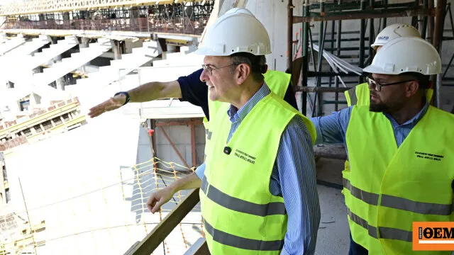 Ο Χατζηδάκης επιθεωρεί το γήπεδο του Παναθηναϊκού στον Βοτανικό