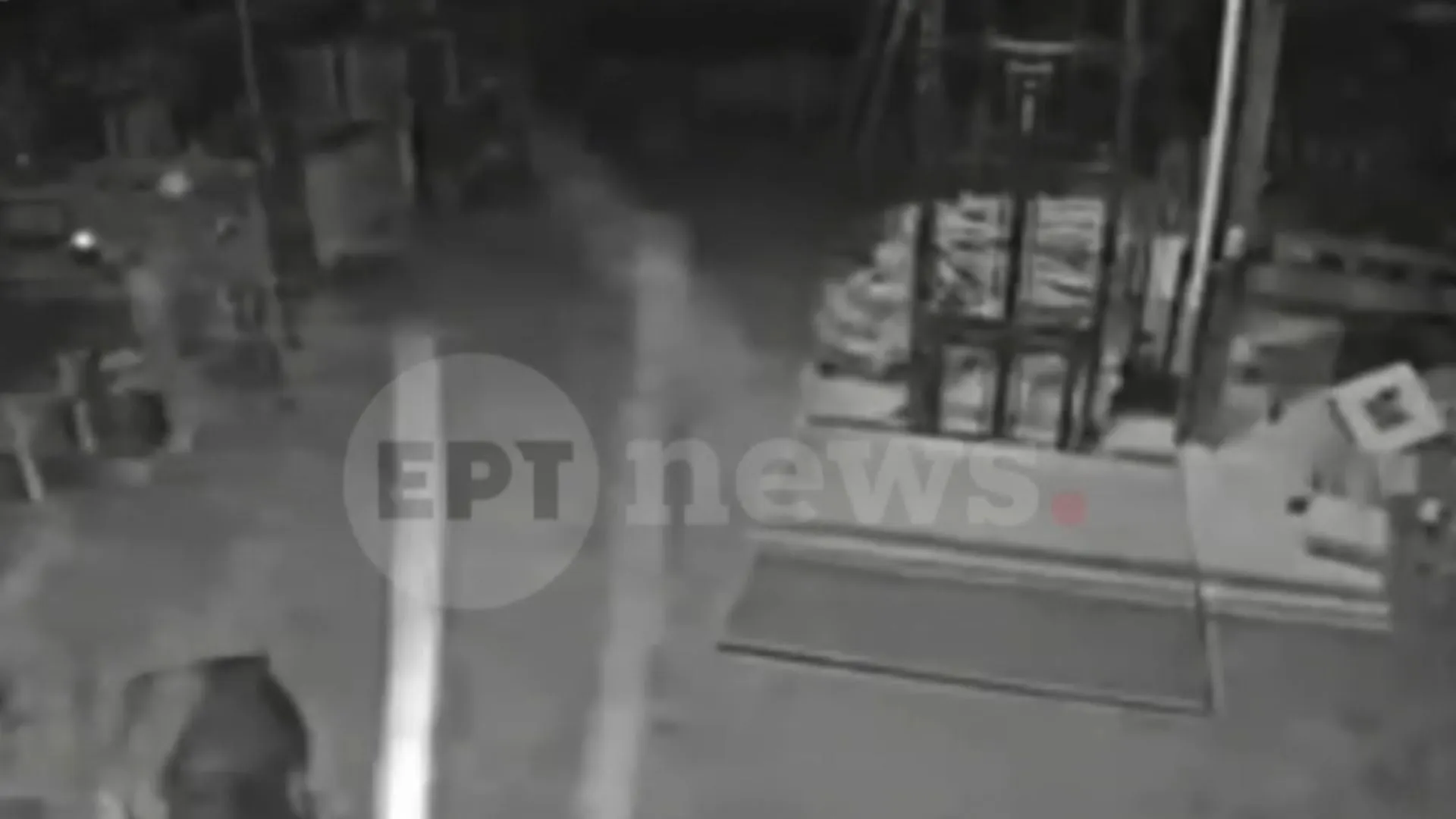 Δικαστήριο δίκης Βαλυράκη με τους δύο κατηγορούμενους ψαράδες
