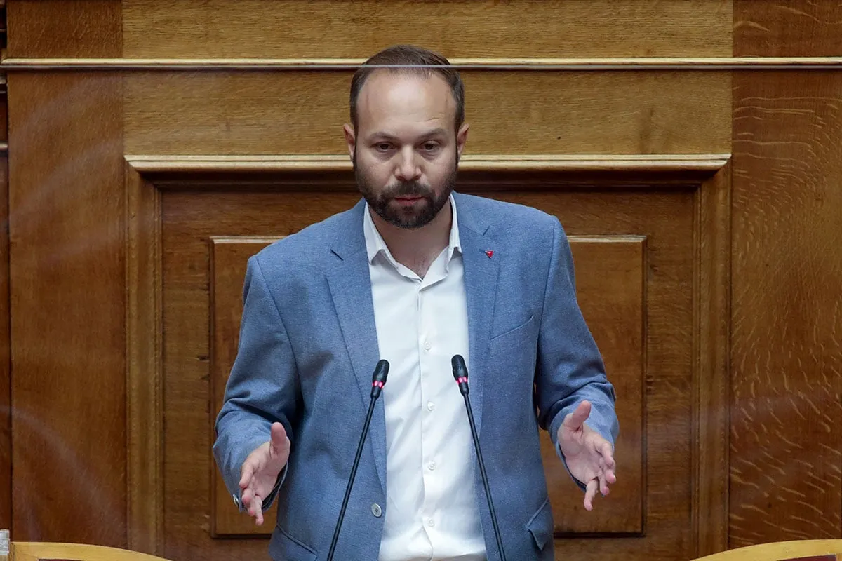 Ο βουλευτής Γιώργος Ψυχογιός στη Βουλή των Ελλήνων