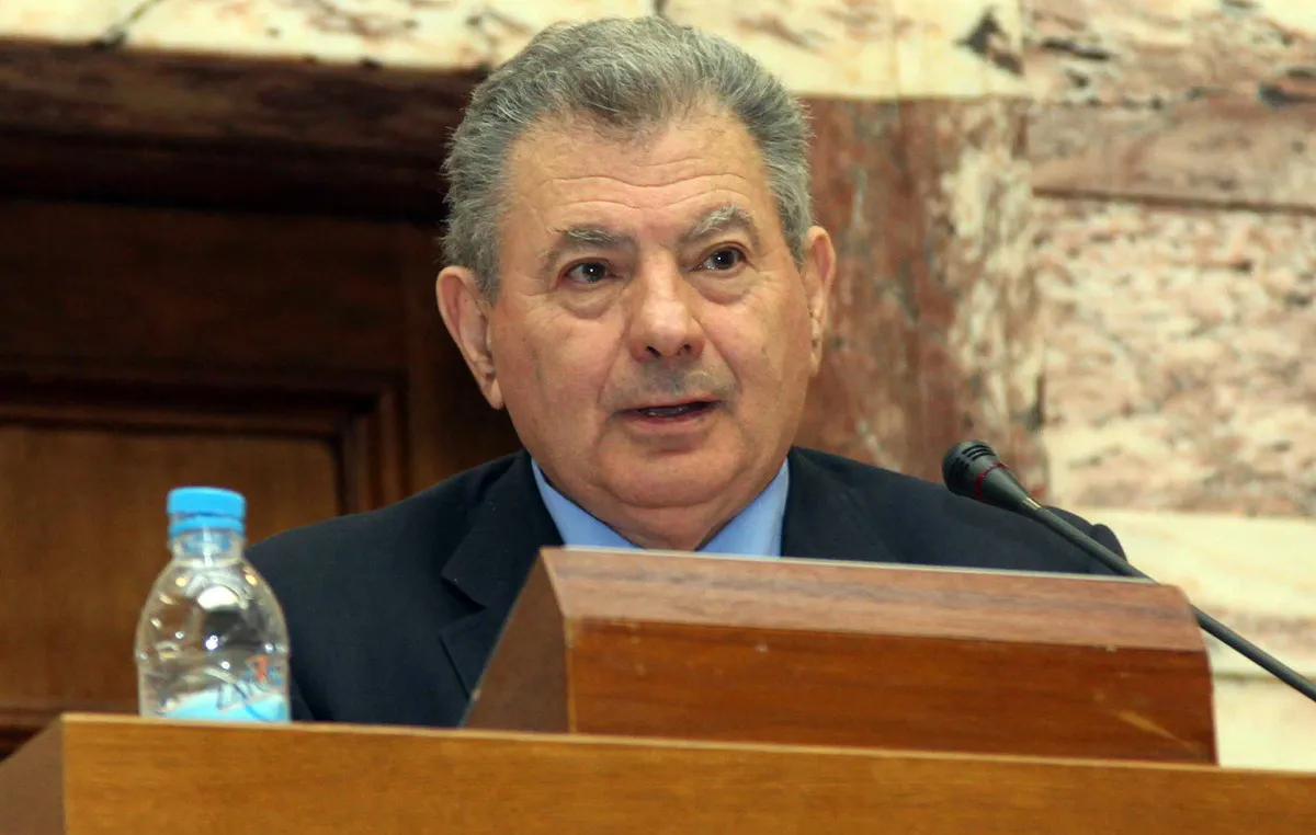 Δικαστήριο κατά τη δίκη για τον Σήφη Βαλυράκη