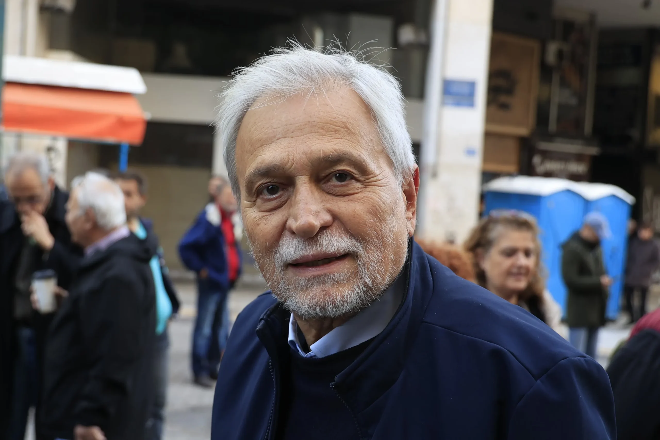 Ο Δημήτρης Χατζησωκράτης σε συνεδρίαση της Κεντρικής Επιτροπής