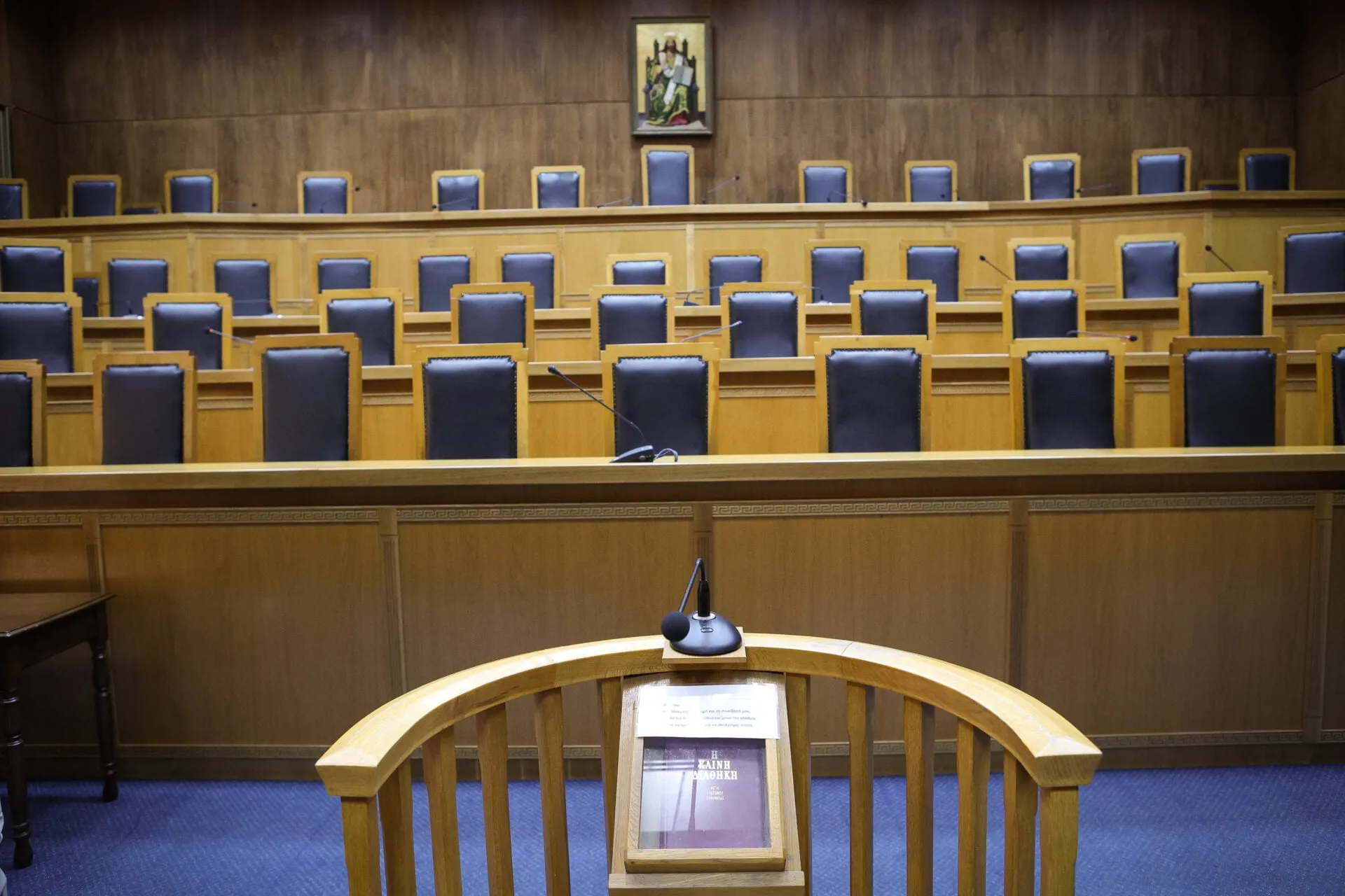 Δικαστήριο για την υπόθεση βιασμού 19χρονης στο ΑΤ Ομονοίας
