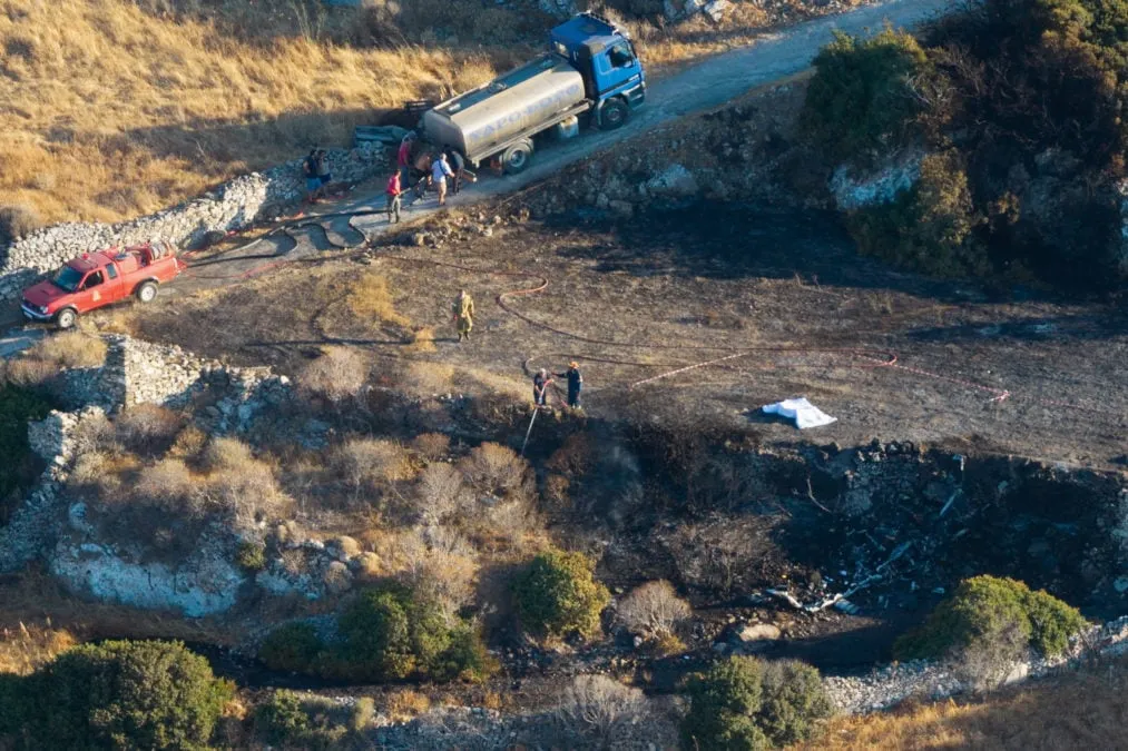 Σημείο συντριβής ελικοπτέρου στη Σίφνο με αστυνομική παρουσία