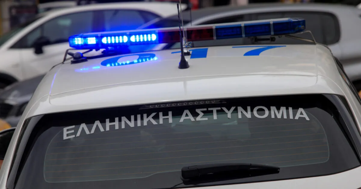 Ανήλικοι επιτίθενται με μαχαίρι σε έφηβο στο Μενίδι