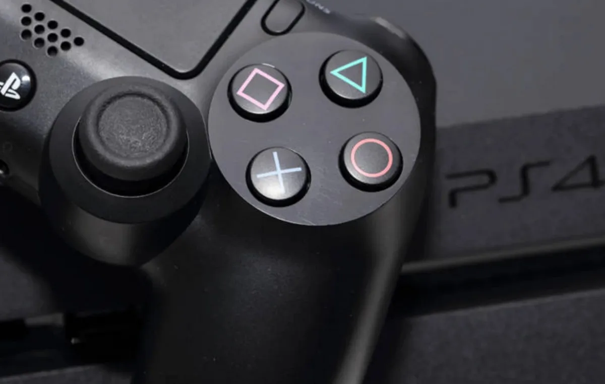 Σύμβολα Play τρίγωνο και Stop τετράγωνο σε συσκευή