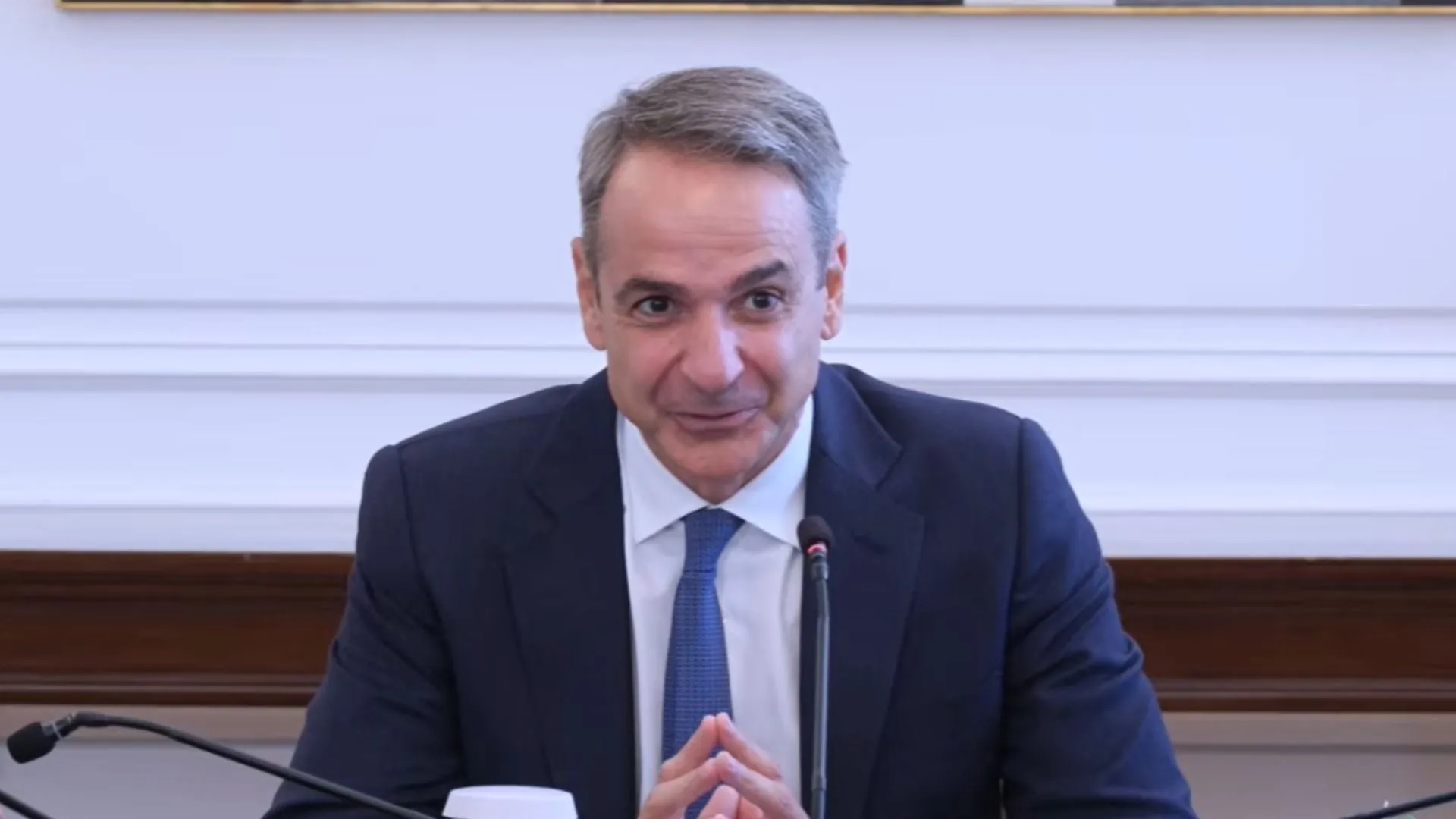 Ο Απόστολος Σίσκος με το ασημένιο μετάλλιο
