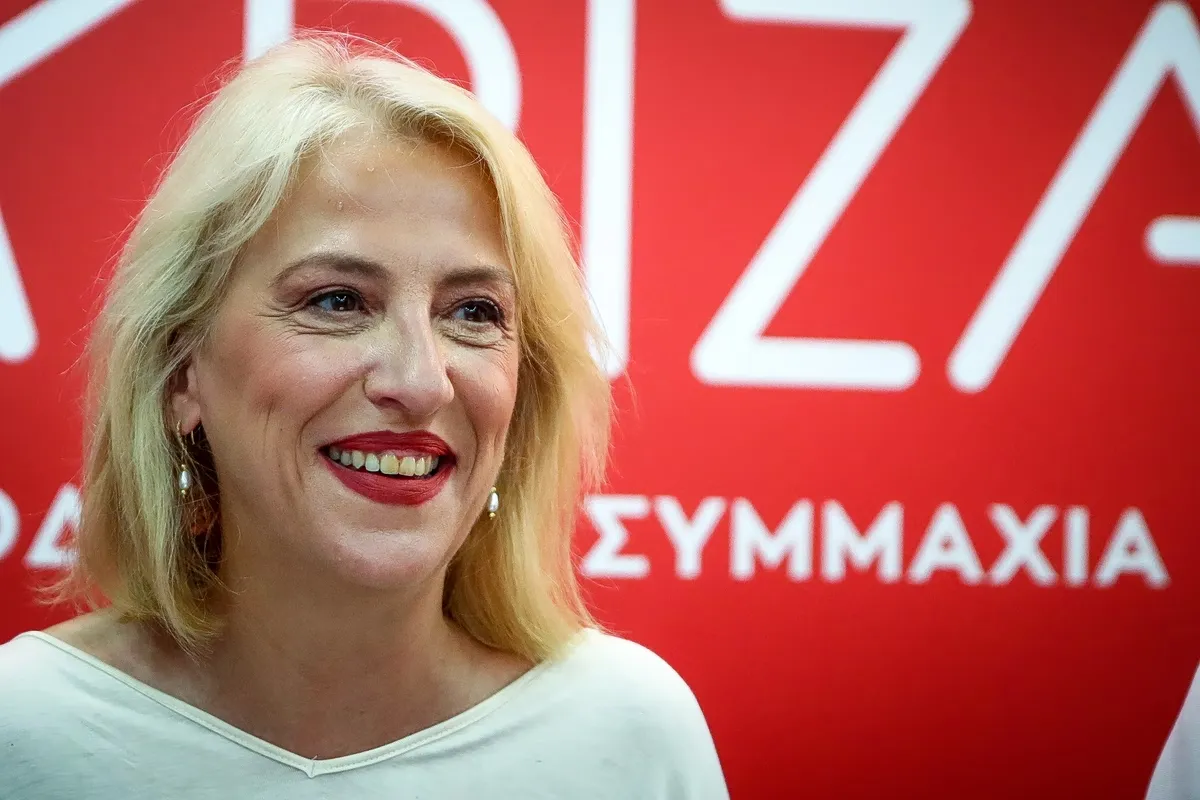 Πιστοί προσεύχονται στην Παναγία Παντάνασσα το Δεκαπενταύγουστο
