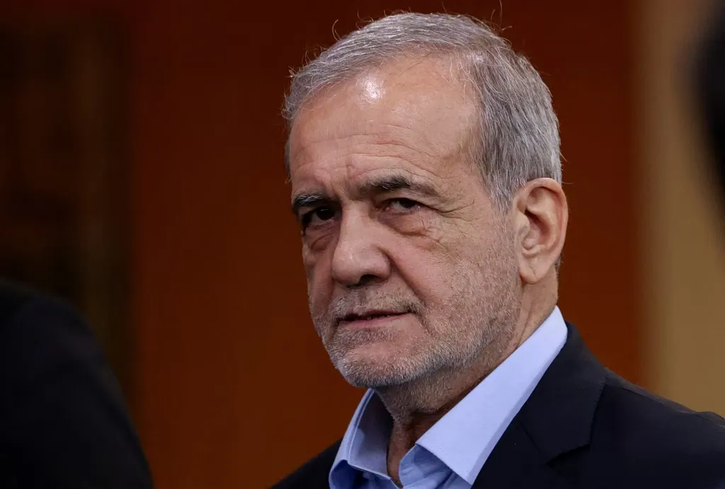 Ο πρόεδρος του Ιράν Μασούντ Πεζεσκιάν σε δηλώσεις για τον πόλεμο με τις ΗΠΑ