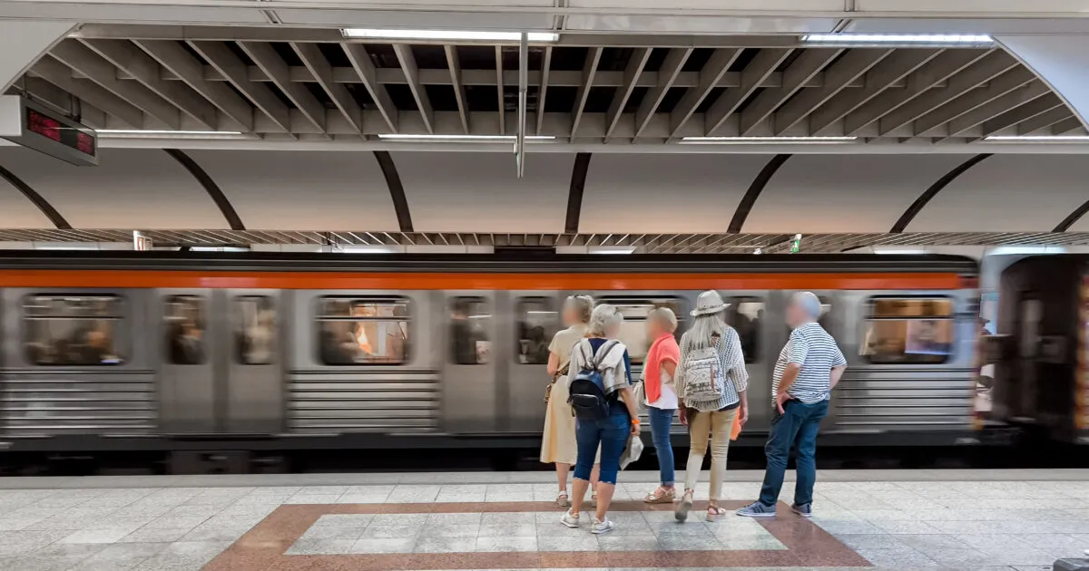 Σταθμός Μετρό Άγιος Αντώνιος στη Γραμμή 2