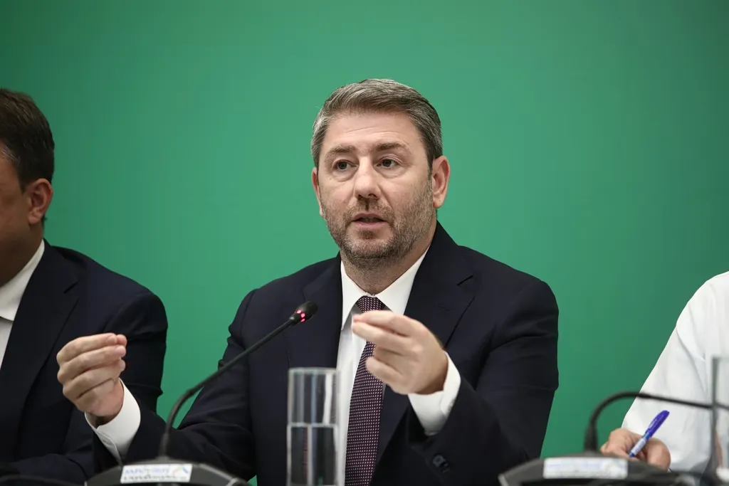 Ο Νίκος Ανδρουλάκης μιλά για το ιδιωτικό χρέος στο Σεράφειο