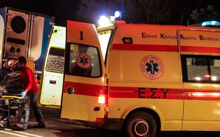 Ταχύπλοο και ιστιοφόρο μετά τη σύγκρουση στην Ερέτρια