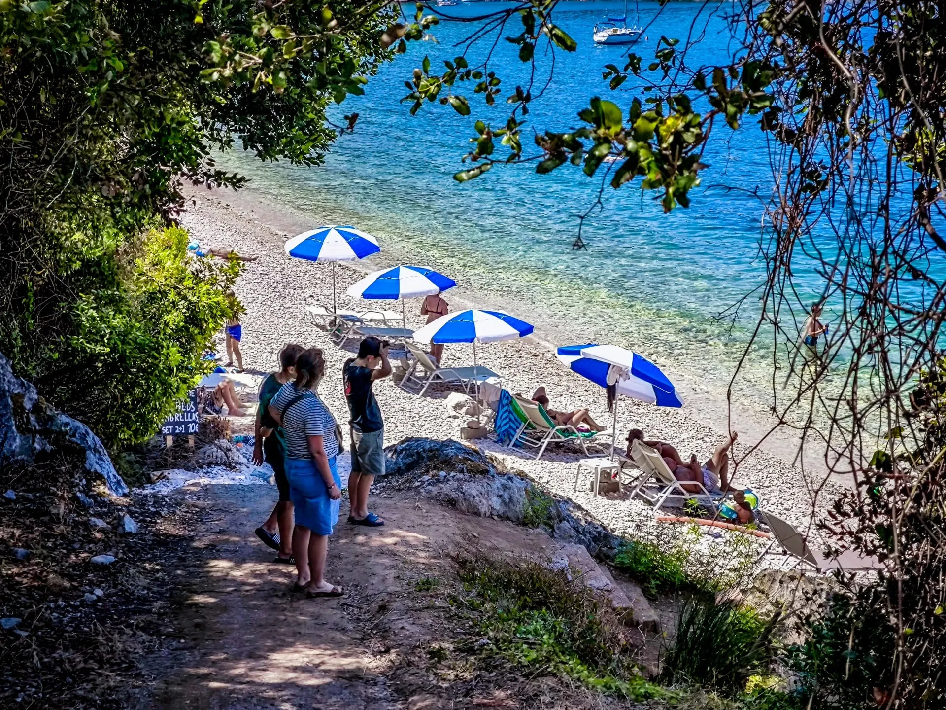 Θερμόμετρο δείχνει υψηλή θερμοκρασία κατά τη διάρκεια καύσωνα στην Ελλάδα