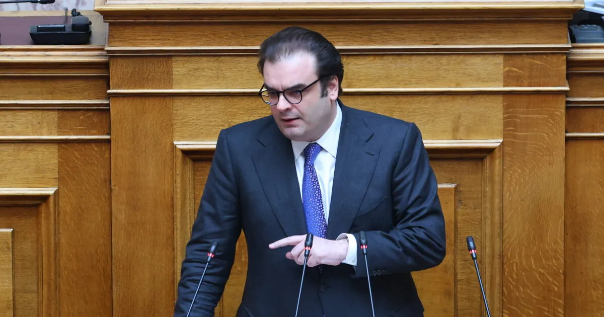 Ο Πιερρακάκης και η αντιπαράθεση για το δημόσιο χρέος