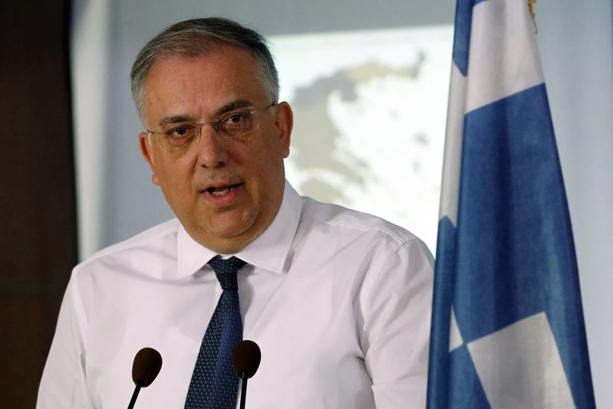 Ο υπουργός Ανάπτυξης Τάκης Θεοδωρικάκος σε συνέντευξη