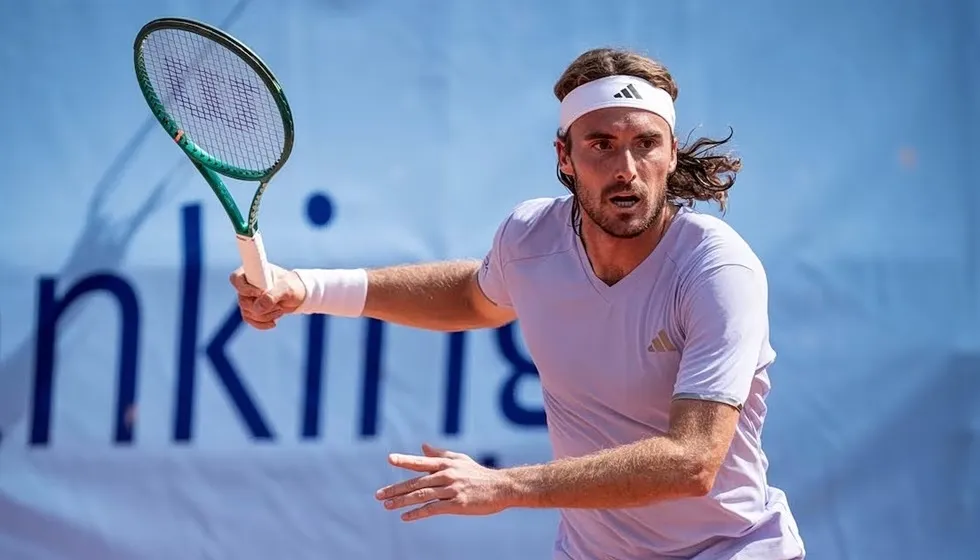 Ο Τσιτσιπάς παίζει τένις στο US Open