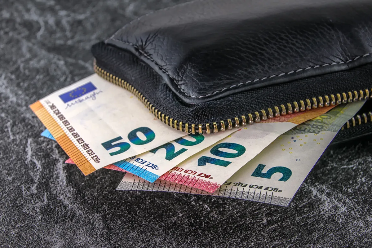Εκπαιδευτικοί και γιατροί λαμβάνουν επιστροφή ενοικίου