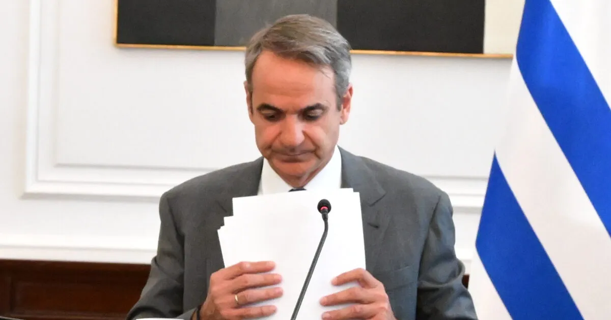 Πυροσβεστικά ελικόπτερα σε επιχείρηση κατάσβεσης πυρκαγιάς
