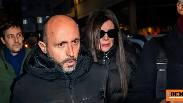 Αστυνομικός περιορισμός έξω από μπαρ στο Κραν Μοντανά Ελβετία
