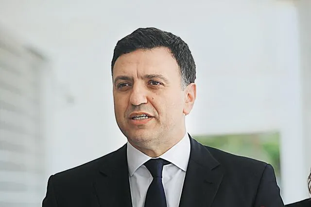 Ο υπουργός Βασίλης Κικίλιας σε συνέντευξη για το Λιμενικό Σώμα