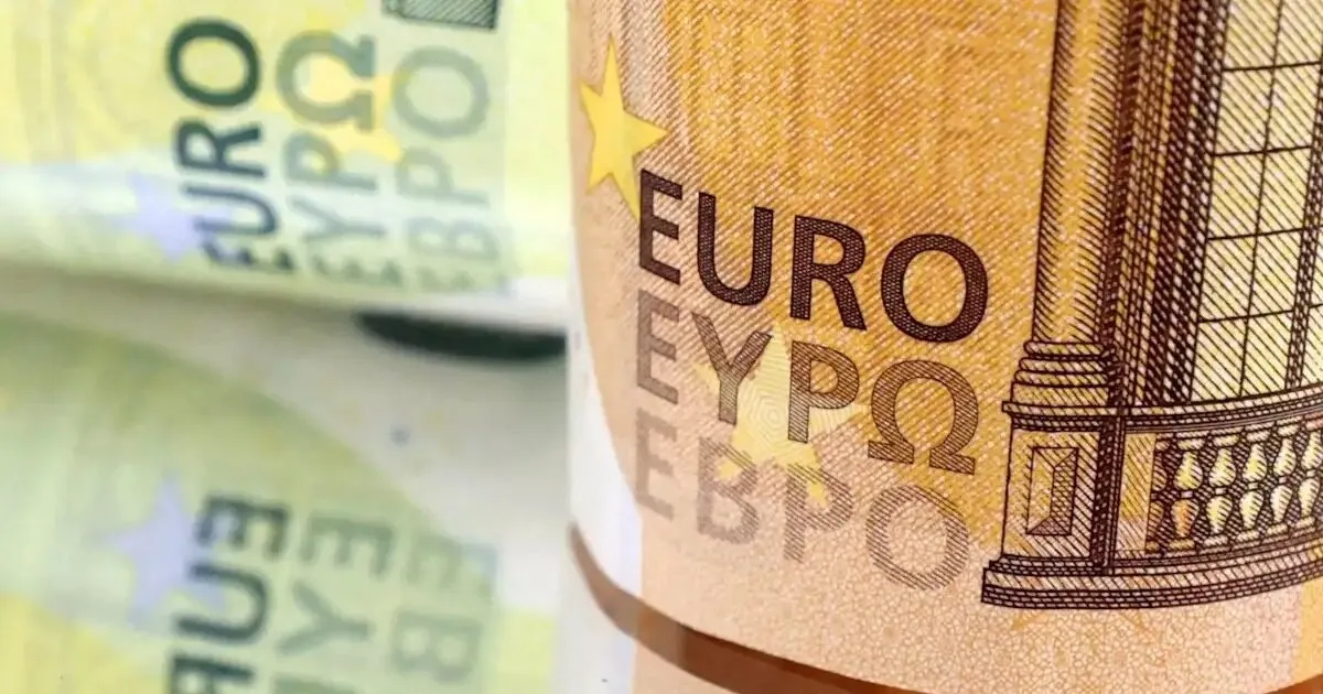 Ο Μητσοτάκης ανακοινώνει μέτρα για τον κατώτατο μισθό