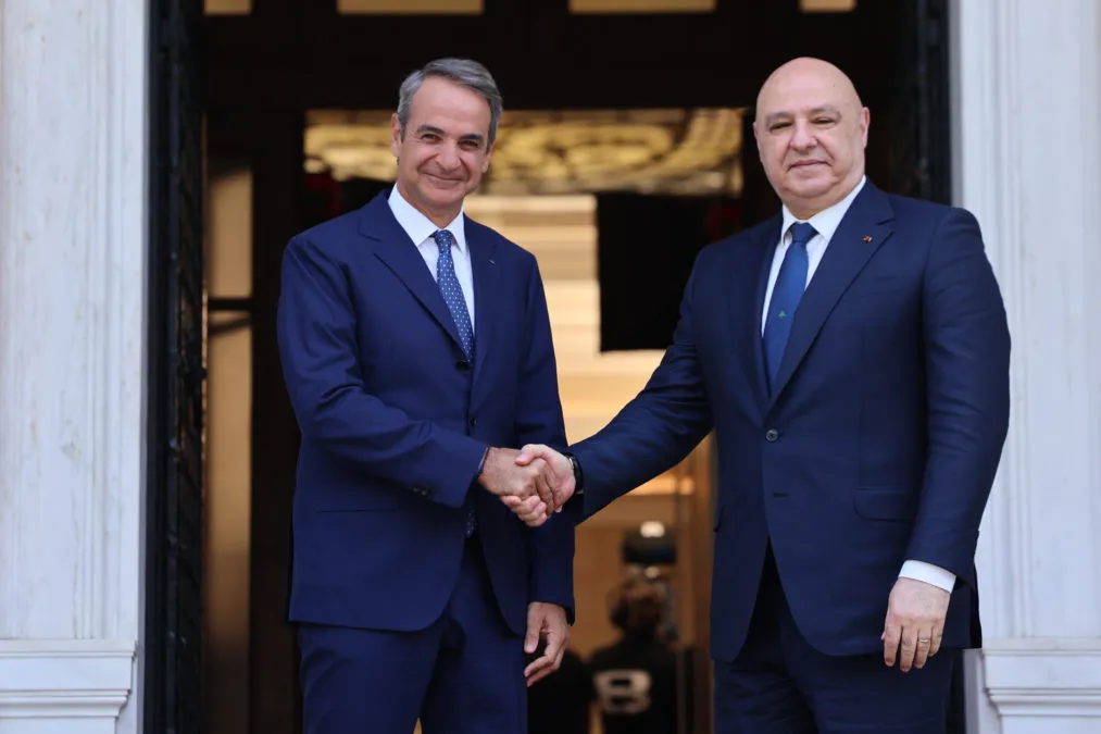 Ο Μητσοτάκης με τον Πρόεδρο του Λιβάνου Αούν στο Μαξίμου