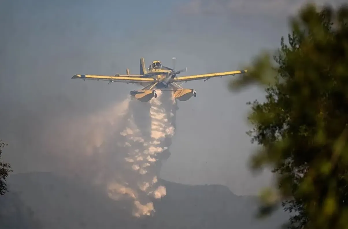 Πυροσβέστες σε επιφυλακή για κίνδυνο πυρκαγιάς στην Κρήτη