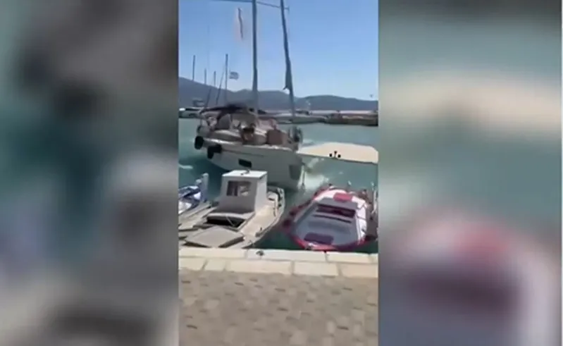Ιστιοφόρο προσκρούει σε σκάφη στο λιμάνι Καλάμου Λευκάδας