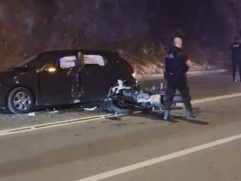 Τροχαίο στη λεωφόρο Αθηνών-Σουνίου με αστυνομικούς της ΔΙΑΣ