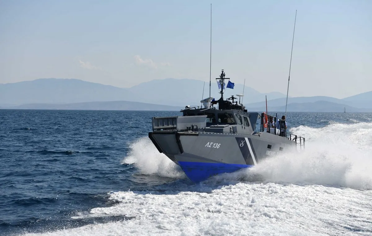 Σκάφος του Λιμενικού Σώματος σε έρευνες ανοιχτά της Σύμης