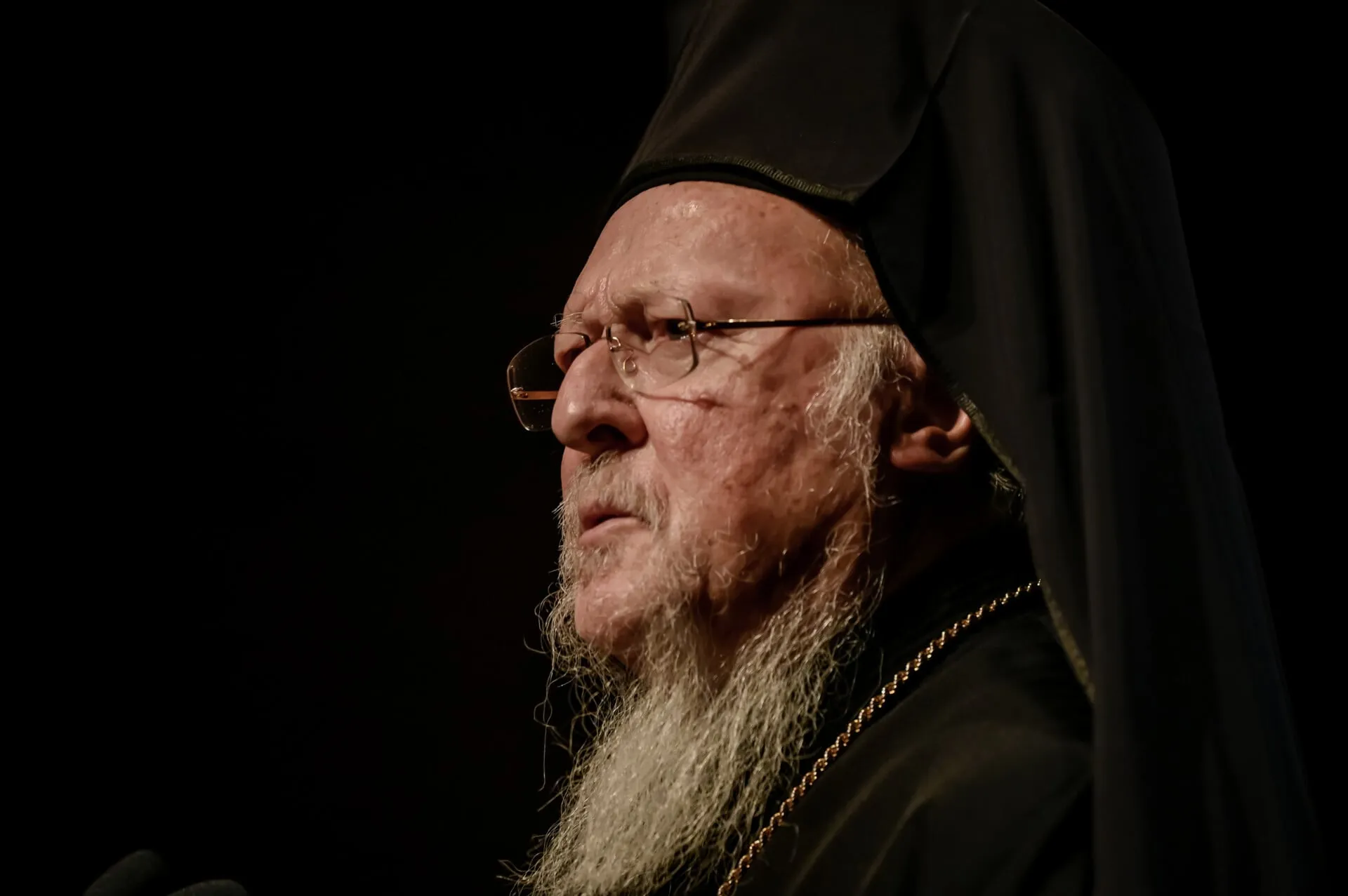 Ο Οικουμενικός Πατριάρχης Βαρθολομαίος σε εκκλησιαστική τελετή