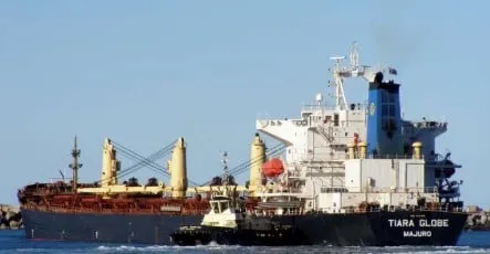 Φορτηγό πλοίο Ocean Winner βυθίζεται στην Ινδία