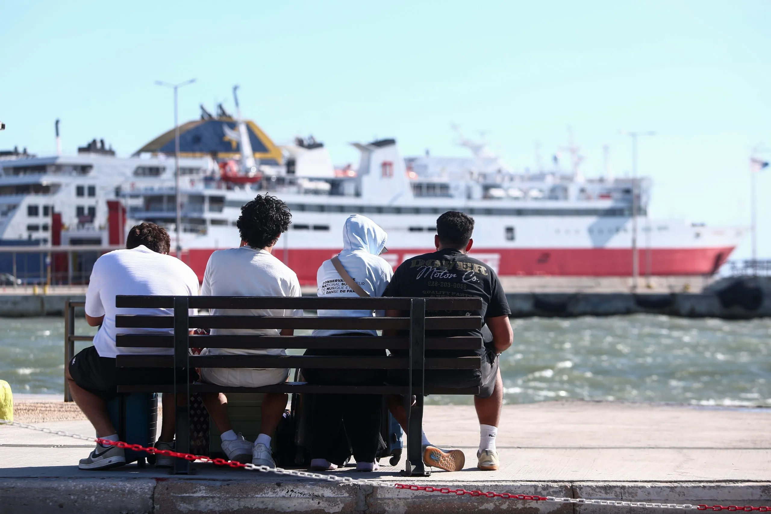 Καιρός αύριο Κυριακή ήλιος και άνεμοι στο Αιγαίο